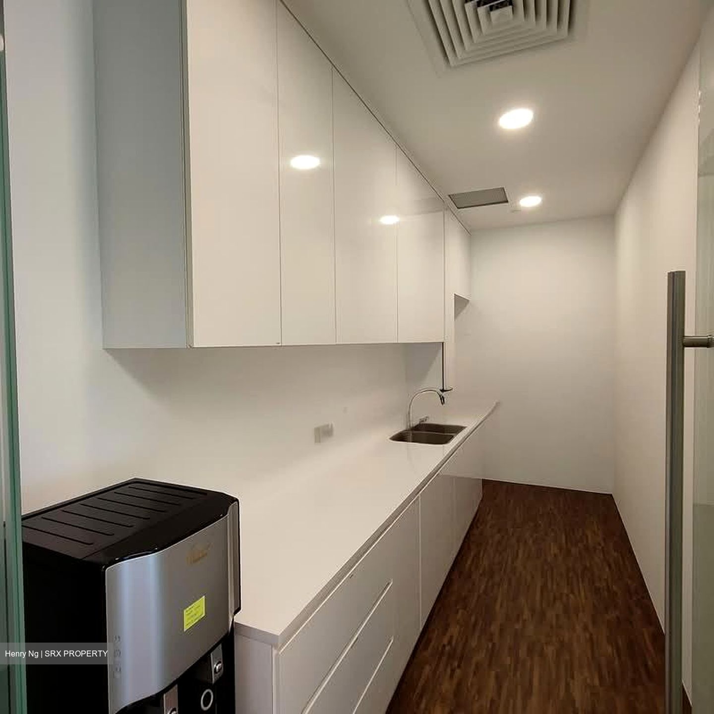 Chartered Bank Building (D1), Office #544333201